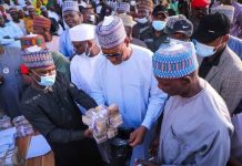Zulum distributes N150 million to SMSEs in Gwoza