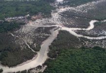 Nigerians win UK court OK to sue Shell over oil spills