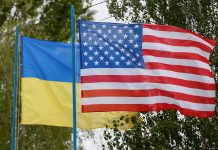 Biden offers Ukraine “unwavering support” in faceoff with Russia
