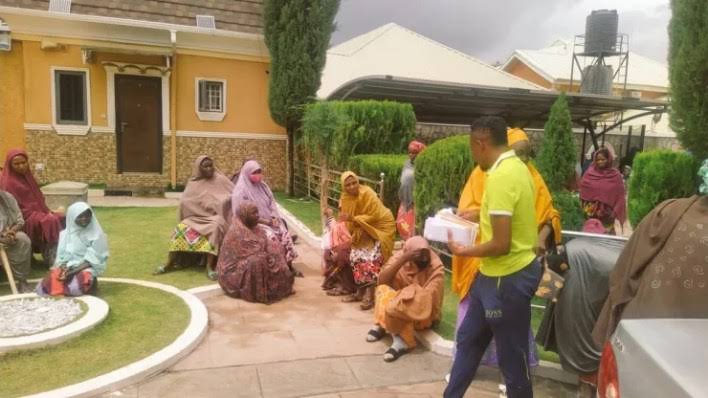 Super Eagles captain, Musa donates N100m to 5,000 widows, others in Plateau