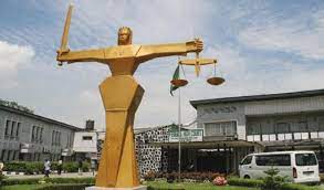 SAN tells court how security guards shot him three times, stole his money