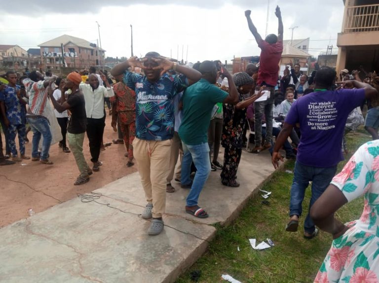 #OsunDecides2022: PDP in early lead as results trickle in from polling units
