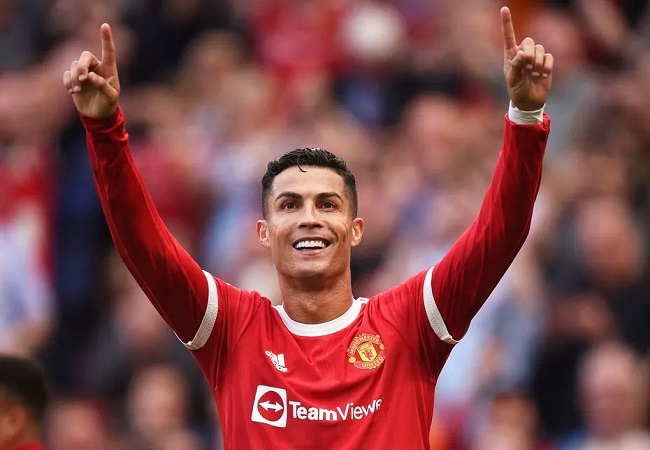 Ronaldo to Man Utd: I want to leave this summer
