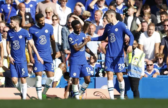 Sterling scores first goal as Chelsea thrash Leicester
