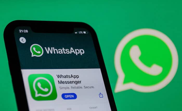 WhatsApp introduces three new privacy features