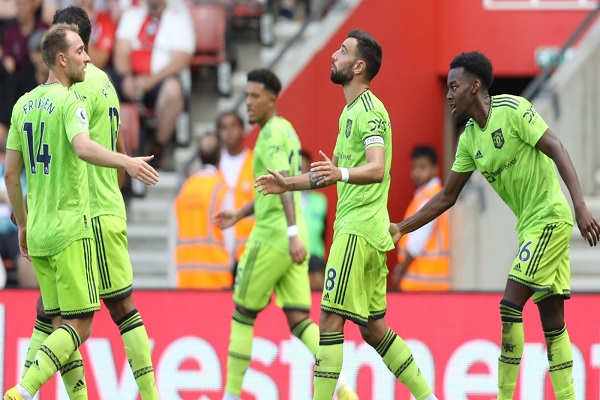 Man United beat Southampton 1-0