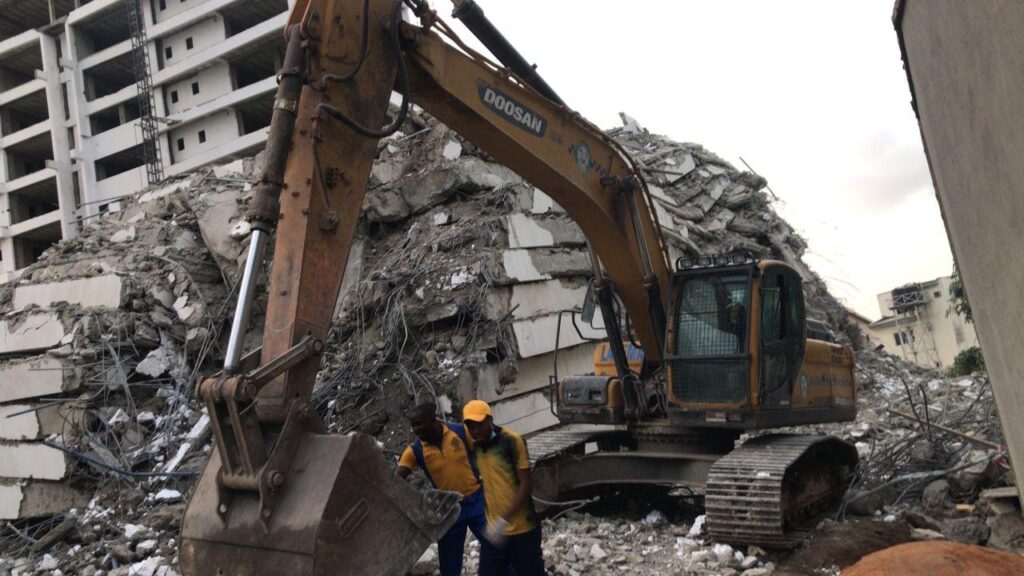 Developing: Six persons trapped as building collapses on Victoria Island
