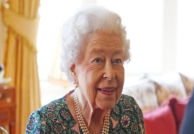 Queen’s health sparks anxieties as doctors express concerns