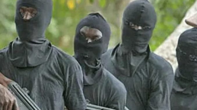 Armed robbers shoot soldier dead in Benin heist