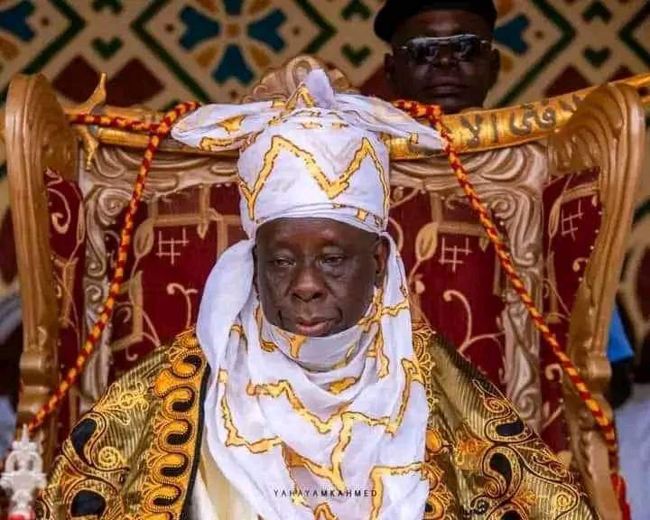 Lokoja monarch dies at 80, Kogi governor, others mourn