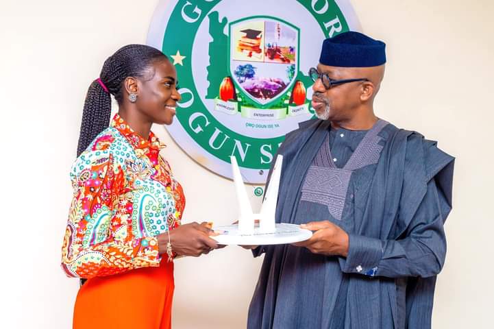 PHOTOS: Ogun gov gifts Amusan house, N5m, appoints athlete Youth Ambassador