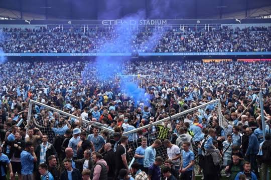 Man City fined £260,000 for EPL final day pitch invasion