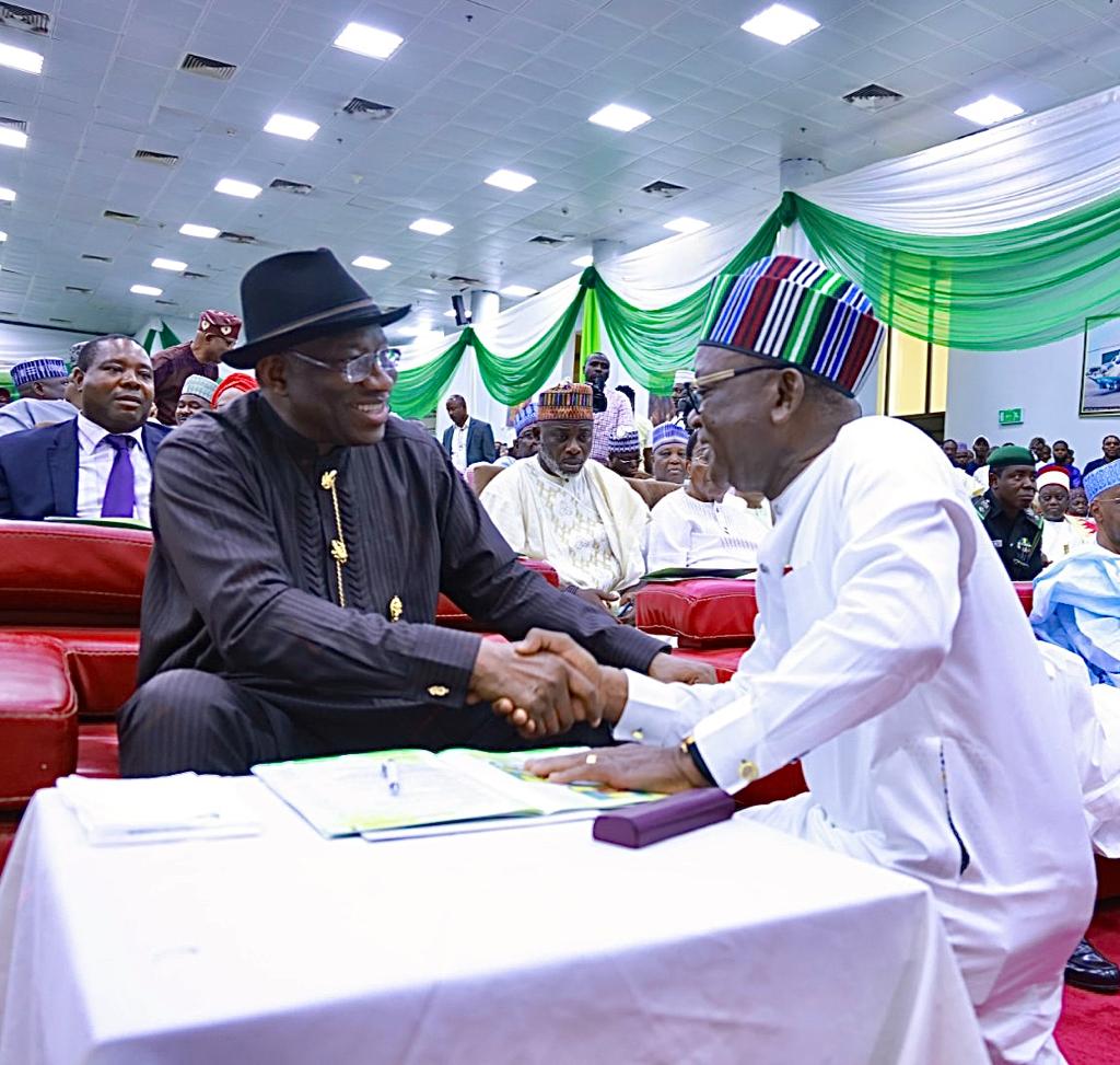 Ortom tasks leaders to work together, salvage Nigeria