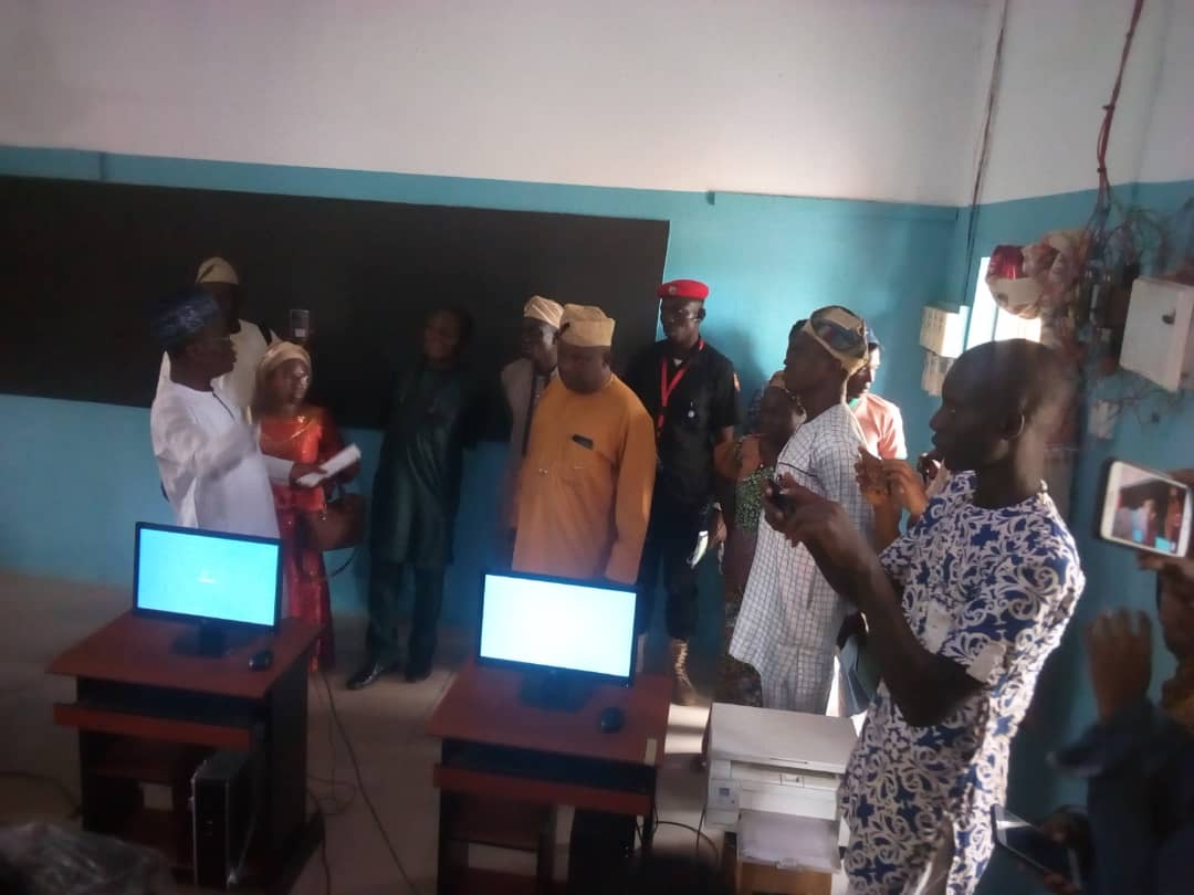 Old students give back to alma mater, donates ICT hall, modern toilet to Origbo Community High Sch