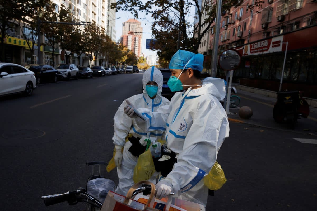 Rising COVID-19 infections paralysing cities in China