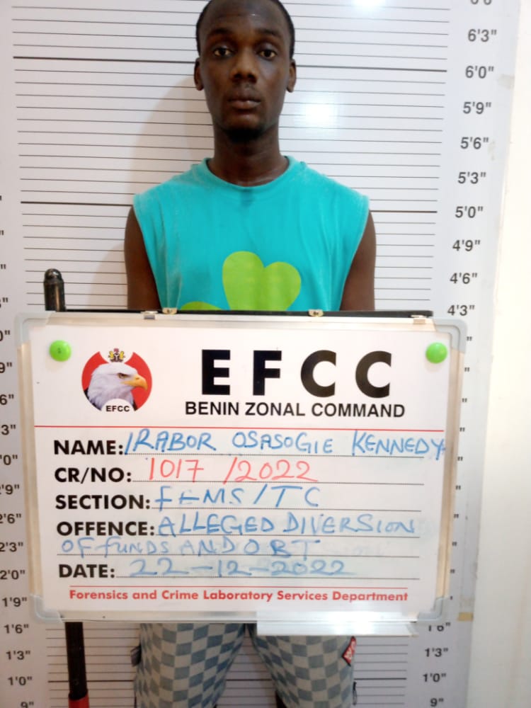 EFCC arrests 21-year-old man for €17,000 fraud