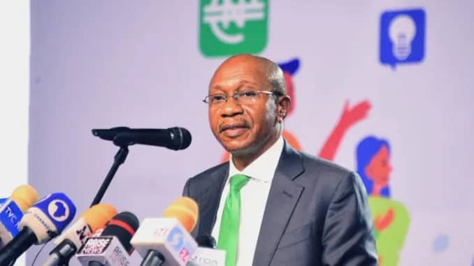 Emefiele counters Ganduje, says currency swap not a threat to Presidential visit