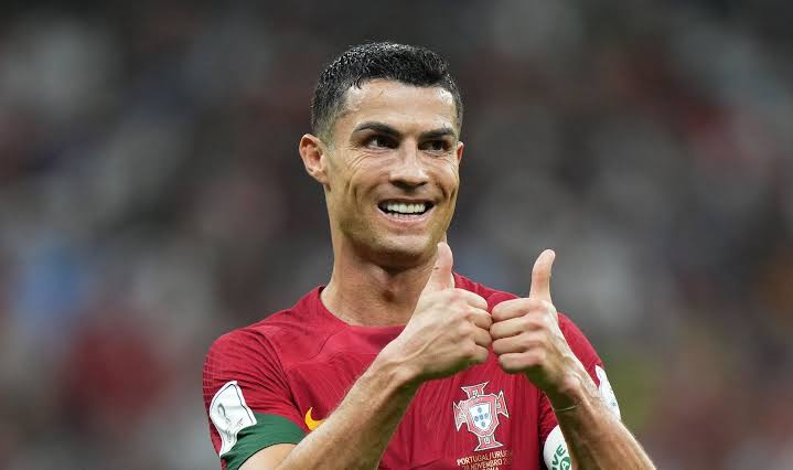 Ronaldo signs £175m contract with Saudi Arabian club, Al-Nassr