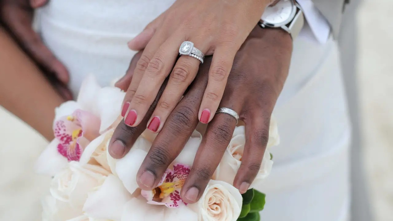 Woman quits marriage, marries daughter’s boyfriend in Kano