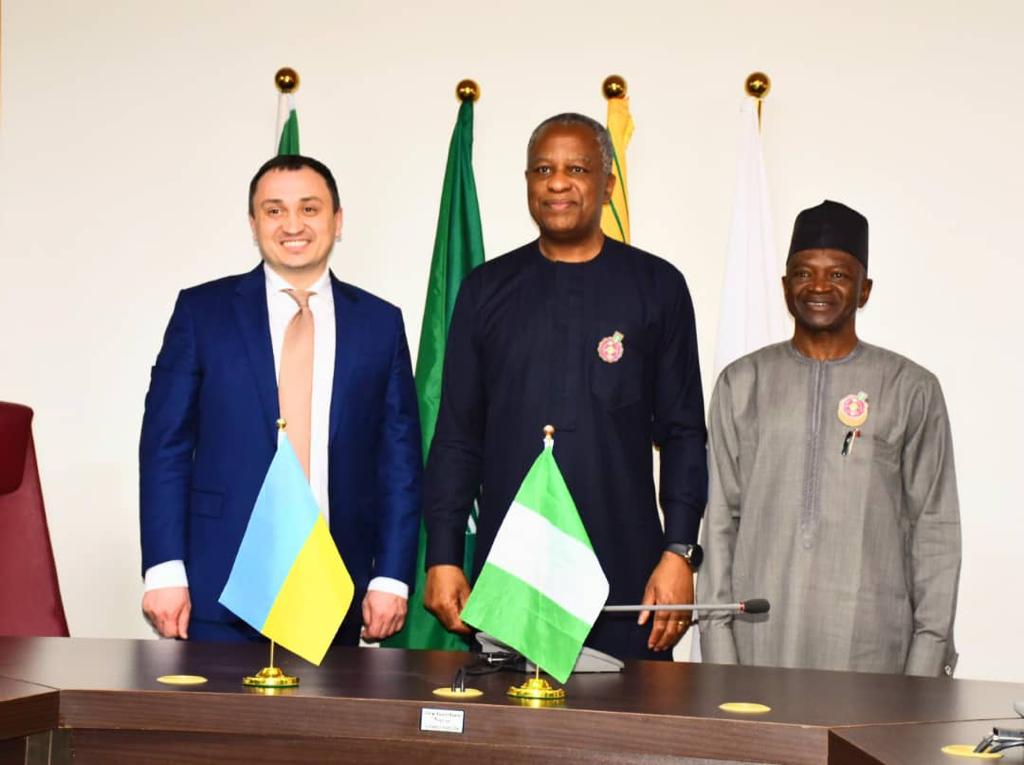 Ukraine to establish grain hubs in Nigeria, other African countries, donates 25,000 tons