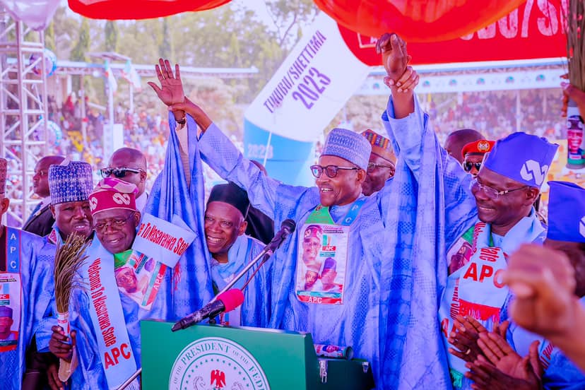 Naira Swap: Buhari apologizes to Nigerians over hardship