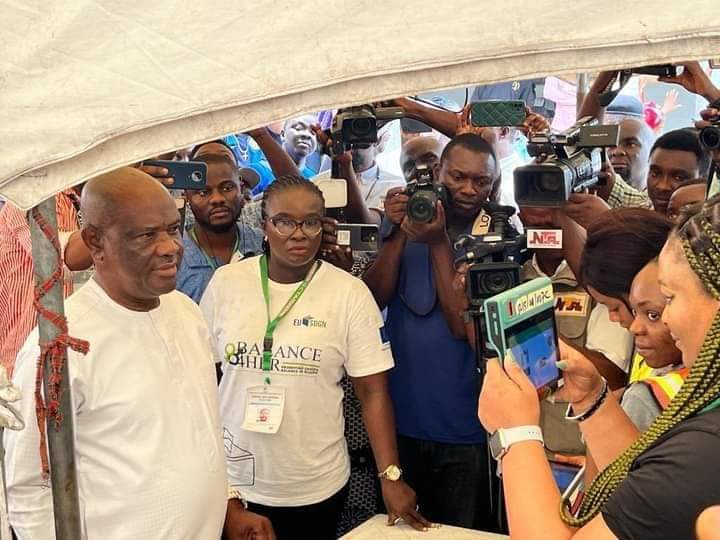 Wike finally votes hours after BVAS machine failed him