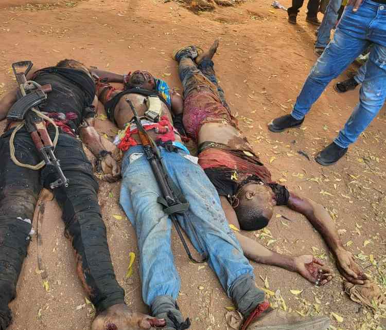 Six persons feared dead, two others captured alive, as gunmen attack another Police station in Anambra, cart away guns