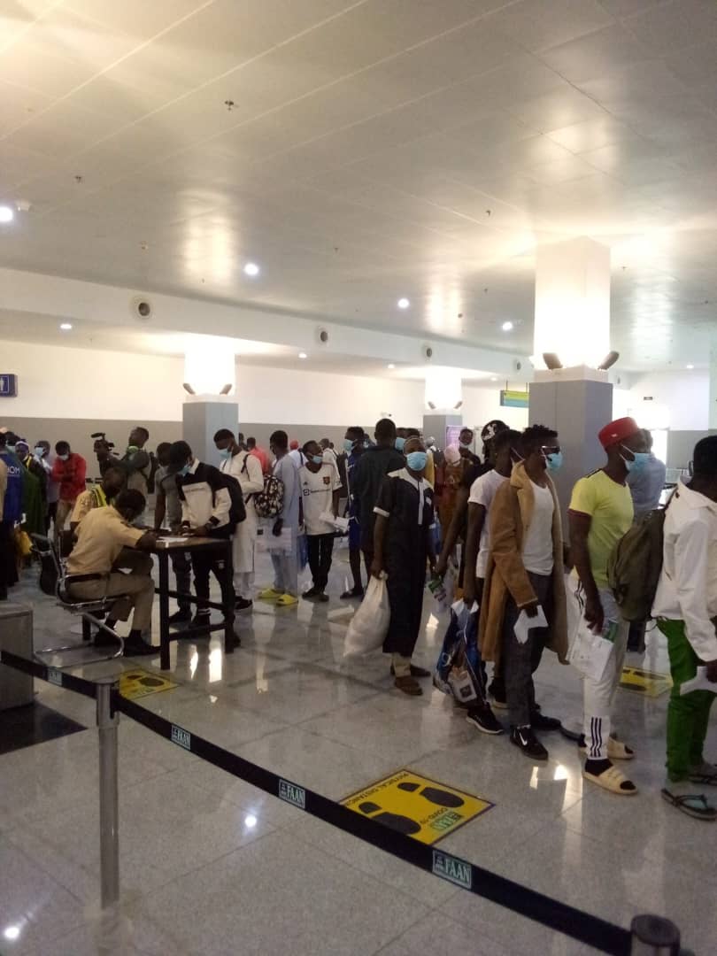IOM, FG evacuate 152 Nigerians stranded in Libya