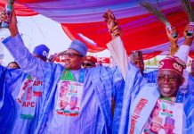 Buhari hands over transition documents to Tinubu