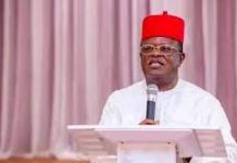 Umahi warns expatriate road contractors over substandard work