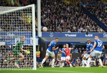Premier League: Trossard’s strike earns Arsenal victory over Everton