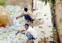 About 25 per cent Nigerians openly defecate, laments FG