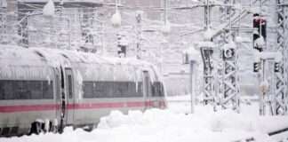 Flights, trains cancelled in Germany over snow