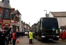 Liverpool fans attack Man United team bus
