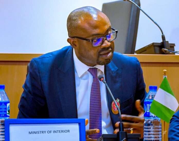 Interior Minister orders passport withdrawal, declares retention by ex-citizens illegal l