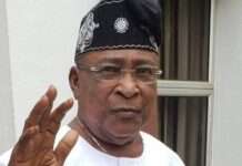 “I’m alive,” legendary fuji musician, Kollington Ayinla, debunks death rumour