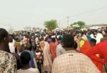 Residents block roads in Minna to protest high cost of living