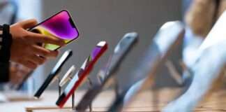 Apple loses $113bn in value after regulators close in