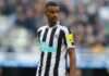 Robbers steal car from Newcastle Isak’s home in UK