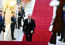 Vladimir Putin sworn in for 5th term as Russian president