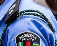 Wife catches 70-year-old husband s3xually violating daughter