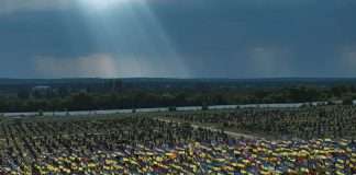 Russian troops apparently kill surrendering Ukrainian soldiers near Pokrovsk- A CNN report