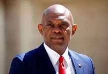 UBA pensioners call out Tony Elumelu over poor pension payments, protest at bank’s Marina Head Office (Video) EFCC files N4.3bn forex fraud charges against Tony Elumelu's UBA, four others