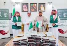 Saudi Embassy gives 100 tonnes of dates to Nigeria