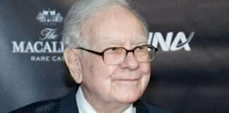 Warren Buffett, 94, stepping down as Berkshire Hathaway CEO