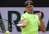 Zverev advances to Roland Garros QFs after Griekspoor retires