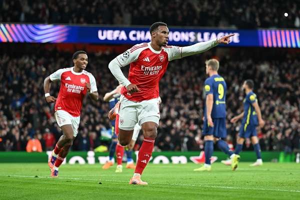 Arsenal-in-UCL EPL: Arsenal beat Brighton to regain lead as Liverpool resurgence continues