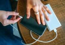 Man catches fire after power bank overheats at Melbourne airport lounge
