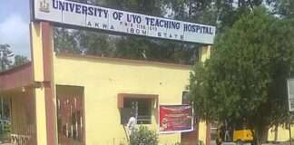 UUTH doctors begin indefinite strike after EFCC operation