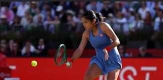 Raducanu pulls double duty to reach Queen’s final, sets first meeting with Vekic